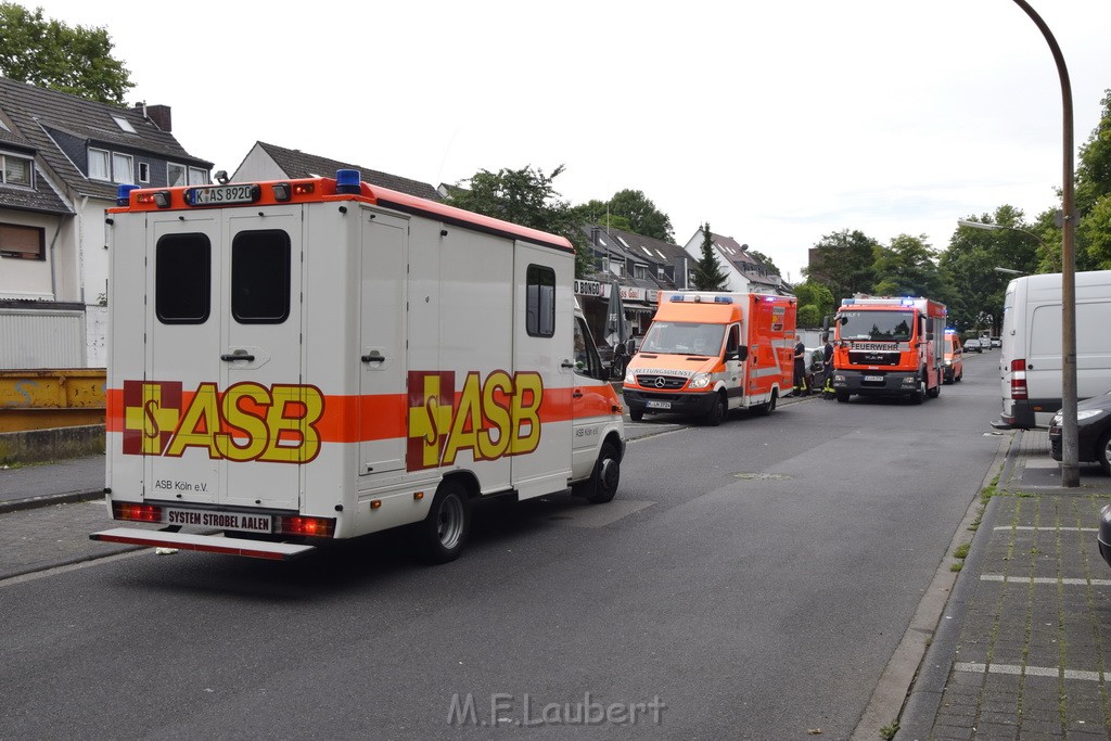 Schiesserei Koeln Ostheim Gernsheimerstr P01.JPG - Miklos Laubert